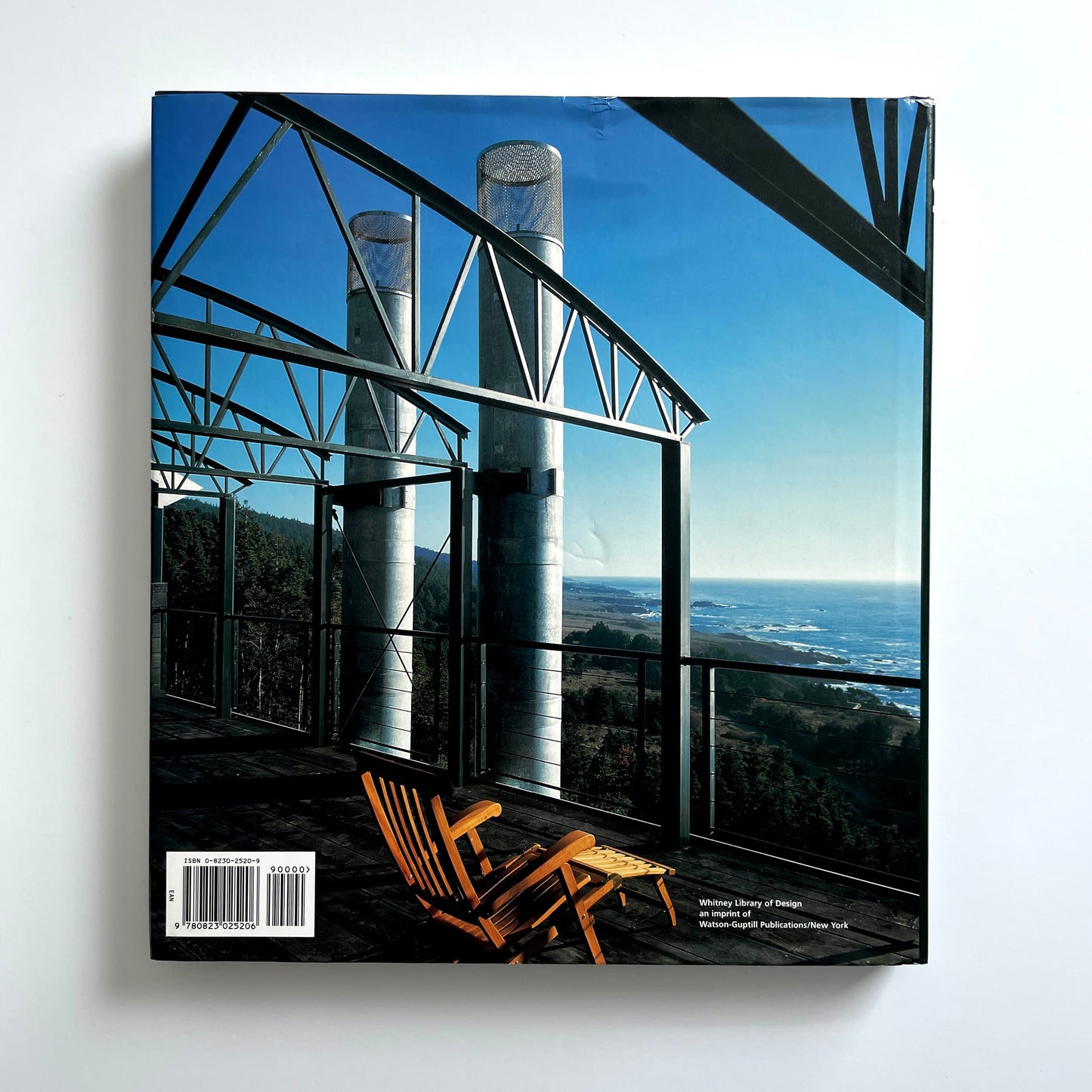 Hyperwest: American Residential Architecture on the Edge