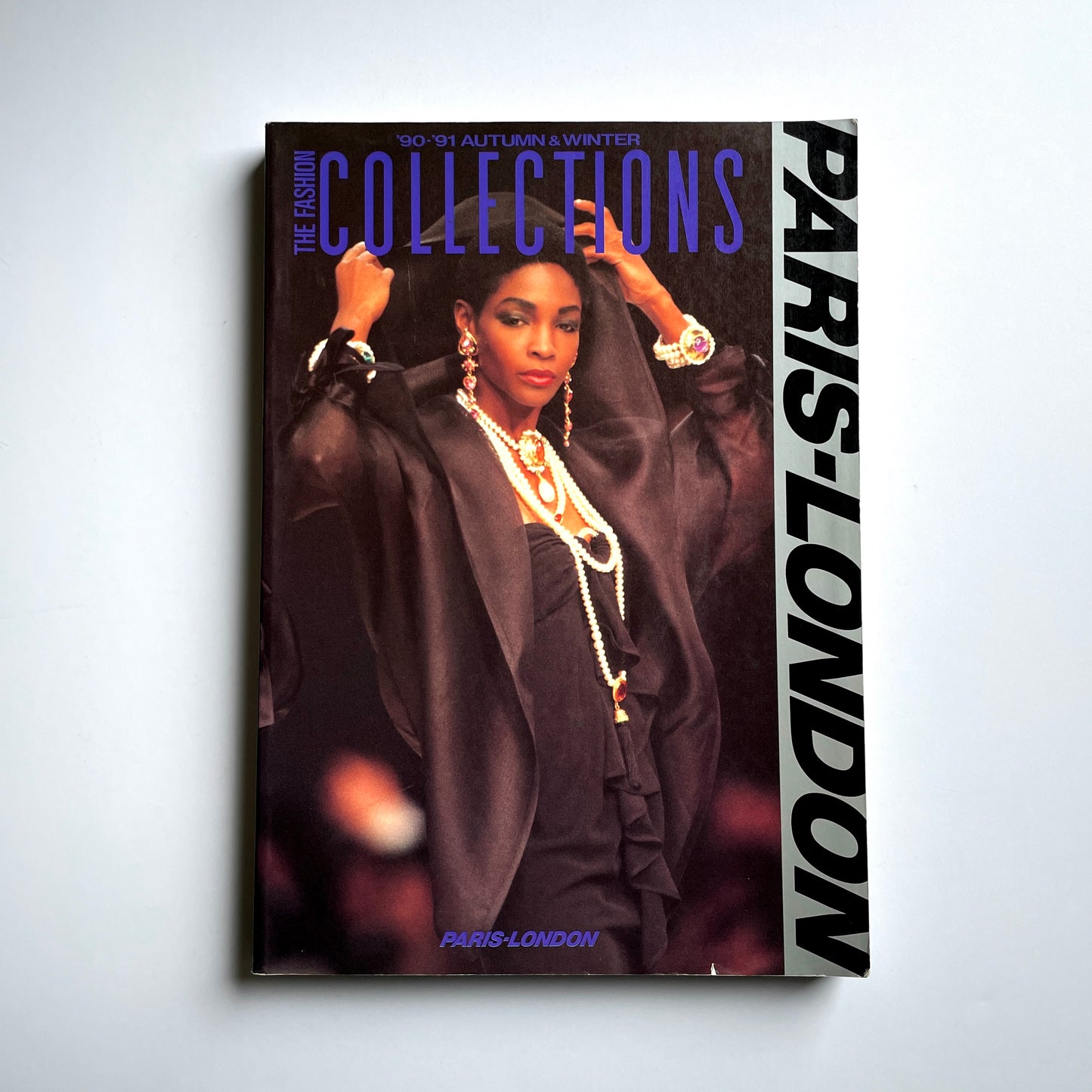 The Fashion Collections Paris-London: '90 - '91 Autumn/Winter