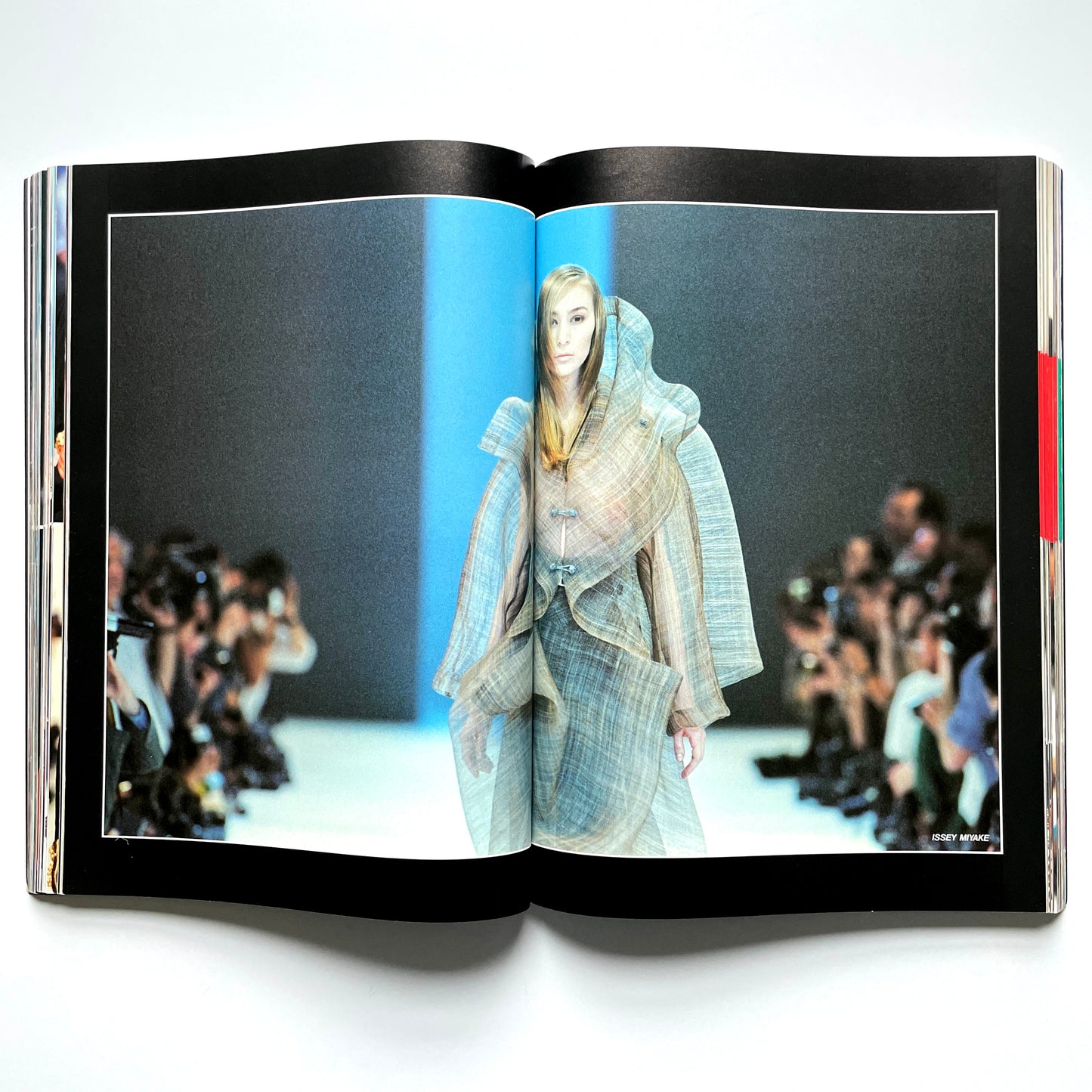 The Fashion Collections Paris-London: '90 - '91 Autumn/Winter