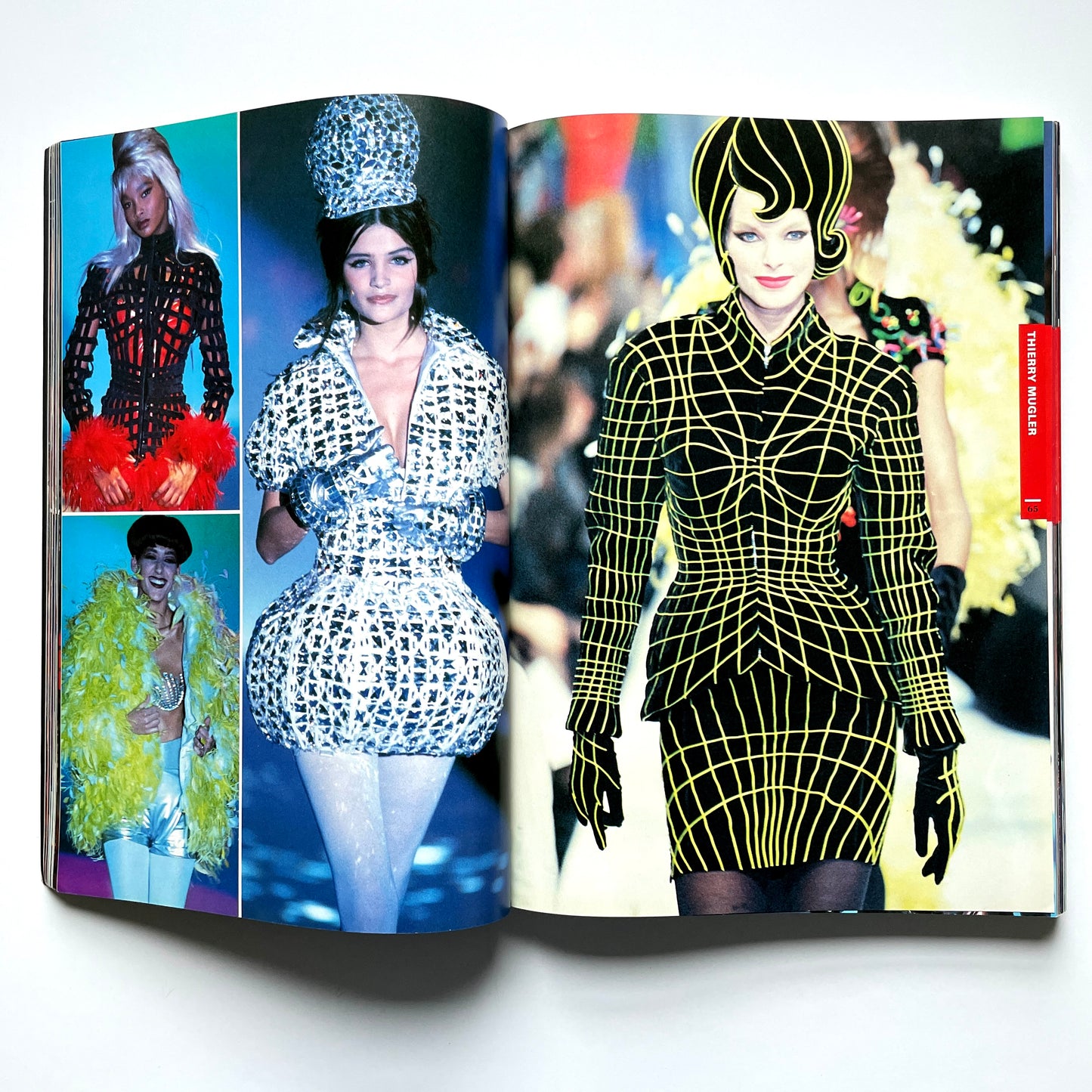 The Fashion Collections Paris-London: '90 - '91 Autumn/Winter