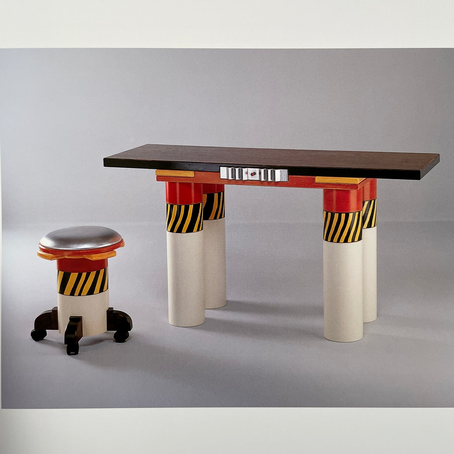 Made in Oakland: The Furniture of Garry Knox Bennett