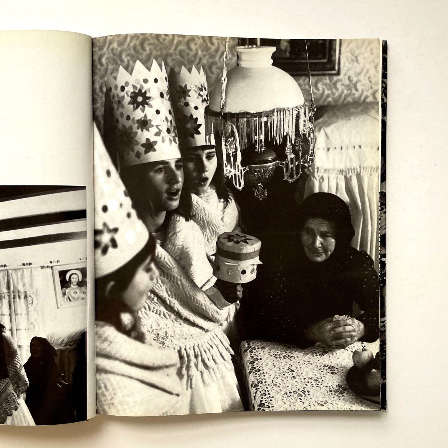 Heaven's Bridegroom: Hungarian Folk Customs