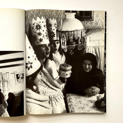 Heaven's Bridegroom: Hungarian Folk Customs